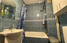 Apartament 3 camere, tip X, renovat, in zona Velenta 