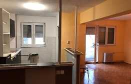 Apartament AN decomandat 3 camere, 75 mp utili , zona Decebal