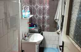 Apartament de 3 camere, semidecomandat, 47 mp, zona Rogerius