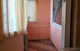 Apartament 3 camere, 70.52 mp, etaj intermediar, parcare, zona B-dul Dacia