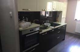 Apartament spatios, 3 camere, 82 mp, zona Calea Aradului