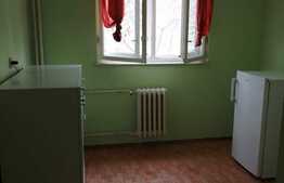 Garsonieră, 27 mp, etajul intermediar, zona Rogerius