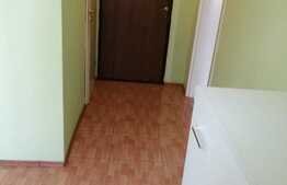 Garsonieră, 27 mp, etajul intermediar, zona Rogerius