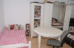 Apartament de 3 camere, tip PB, 68mp, zona Decebal