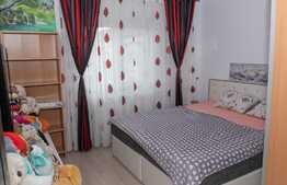 Apartament de 3 camere, tip PB, 68mp, zona Decebal