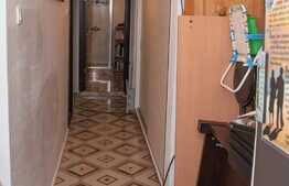 Apartament de 3 camere, tip PB, 68mp, zona Decebal