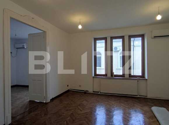 Casa de vânzare 3 camere Central - 74117CV | BLITZ Oradea | Poza1