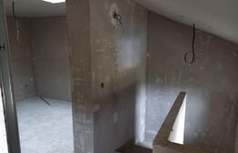 Apartament 3 camere, 70 mp, pe două nivele, parcare, zona Baile Felix!