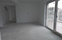 Penthouse 4 camere, 147 mp, lift, in ansamblu nou!