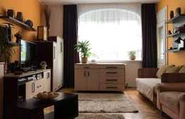 Oportunitate! Apartament spatios cu 4 camere, Ultracentral!