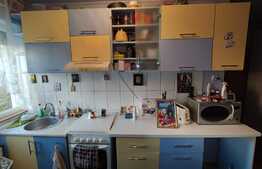 Apartament de 3 camere, semidecomandat, in zona Razboieni!