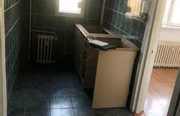 Vand apartament 3 camere, zona Rogerius, tip Z!