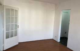 Vand apartament 3 camere, zona Rogerius, tip Z!