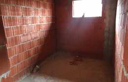 Casa la rosu, 118 mp utili, 483 mp teren, cartierul Grigorescu