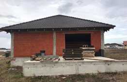 Casa la rosu, 118 mp utili, 483 mp teren, cartierul Grigorescu