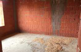 Casa la rosu, 118 mp utili, 483 mp teren, cartierul Grigorescu