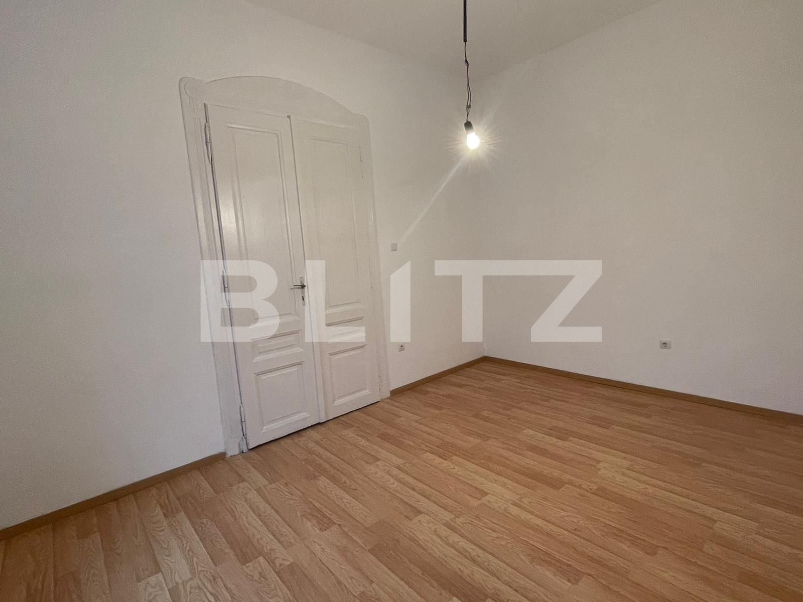 Apartament de vânzare 2 camere Ultracentral - 75007AV | BLITZ Oradea | Poza3