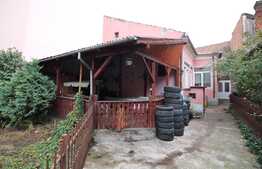 Casa de 150 mp, teren de 356 mp, curte individuala, zona ultracentrala!