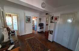 Oportunitate! Apartament de 100 mp, 5 camere, decomandat, Central