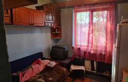 Garsoniera decomandata, izolata exterior, zona Rogerius