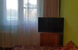 Apartament de 3 camere, 64 mp, etaj intermediar,  Zona Dacia