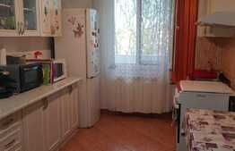 Apartament de 3 camere, 64 mp, etaj intermediar,  Zona Dacia
