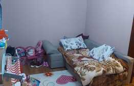 Apartament 2 camere, tip X, renovat, in zona Velenta!