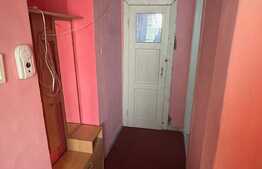 Apartament de 2 camere, 58 mp, etaj intermediar, zona Centrala