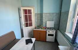 Apartament de 2 camere, 58 mp, etaj intermediar, zona Centrala