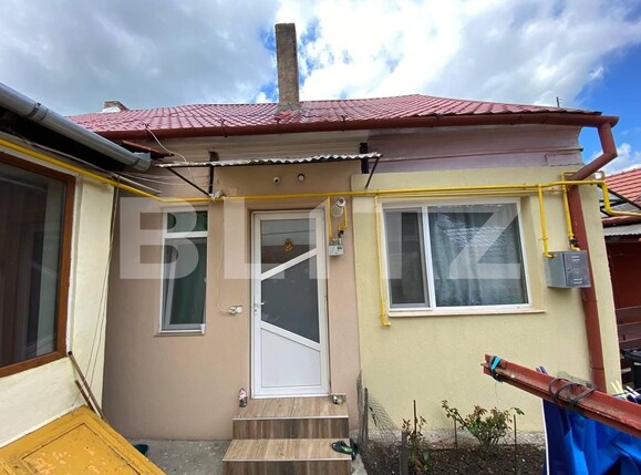 Casa de vânzare 2 camere Central - 75942CV | BLITZ Oradea | Poza1