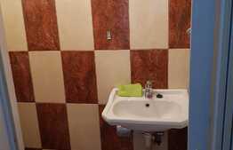 Apartament la casă 3 camere, 66,80 mp, parter, zona Ultracentrală