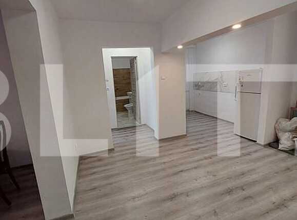 Apartament de vânzare 3 camere Decebal - 76083AV | BLITZ Oradea | Poza1