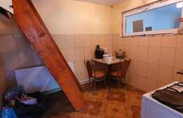 Casă de 3 camere și 1450 mp teren, în Oșorhei