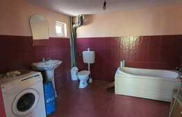 Casă de 3 camere și 1450 mp teren, în Oșorhei