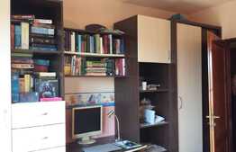 Apartament tip AN, 3 camere, etajul intermediar, in zona Nufarul!