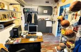 Apartament de 3 camere, demisol, 86 mp, zona Centrala!