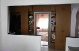 Oportunitate! Apartament spatios cu 4 camere in zona Velenta!