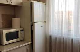 Apartament spaţios de 3 camere, 58 mp, parcare, în zona Iosia!