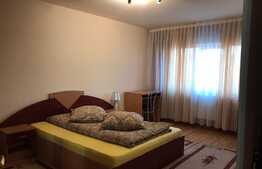Apartament spaţios de 3 camere, 58 mp, parcare, în zona Iosia!