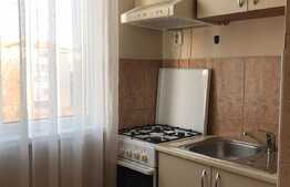 Apartament spaţios de 3 camere, 58 mp, parcare, în zona Iosia!