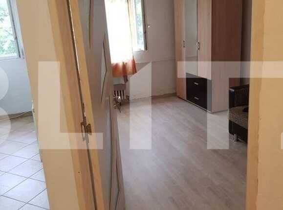 Garsonieră de închiriat Rogerius - 76419AI | BLITZ Oradea | Poza1