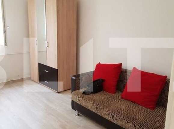 Garsonieră de închiriat Rogerius - 76427AI | BLITZ Oradea | Poza1