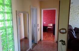 Apartament elegant cu 3 camere, cu loc de parcare, zona Decebal 