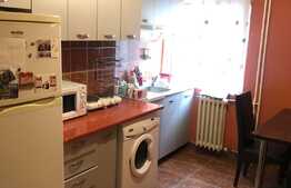 Apartament de 3 camere, etaj intermediar, zona Iosia!