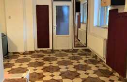 Apartament la casa, 100 mp, 3 camere, zona Centrala!