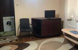 Apartament de 2 camere, 65 mp, decomandat, Central