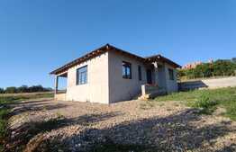 Casa pe un nivel, 130 mp utili, teren 800 mp, zona Oncea