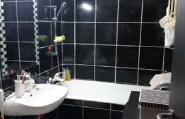 Apartament de 3 camere in zona Nufarul