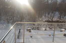 Apartament de 3 camere, zona Spitalul Judetean