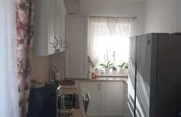 Apartament de 3 camere, zona Spitalul Judetean